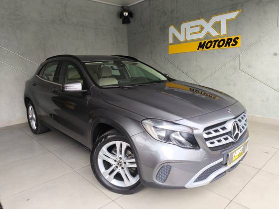 MERCEDES-BENZ GLA 200 1.6 CGI FLEX STYLE 7G-DCT